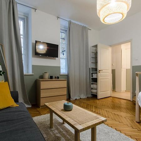 Studio Next To Opera House A26 Будапеща Екстериор снимка